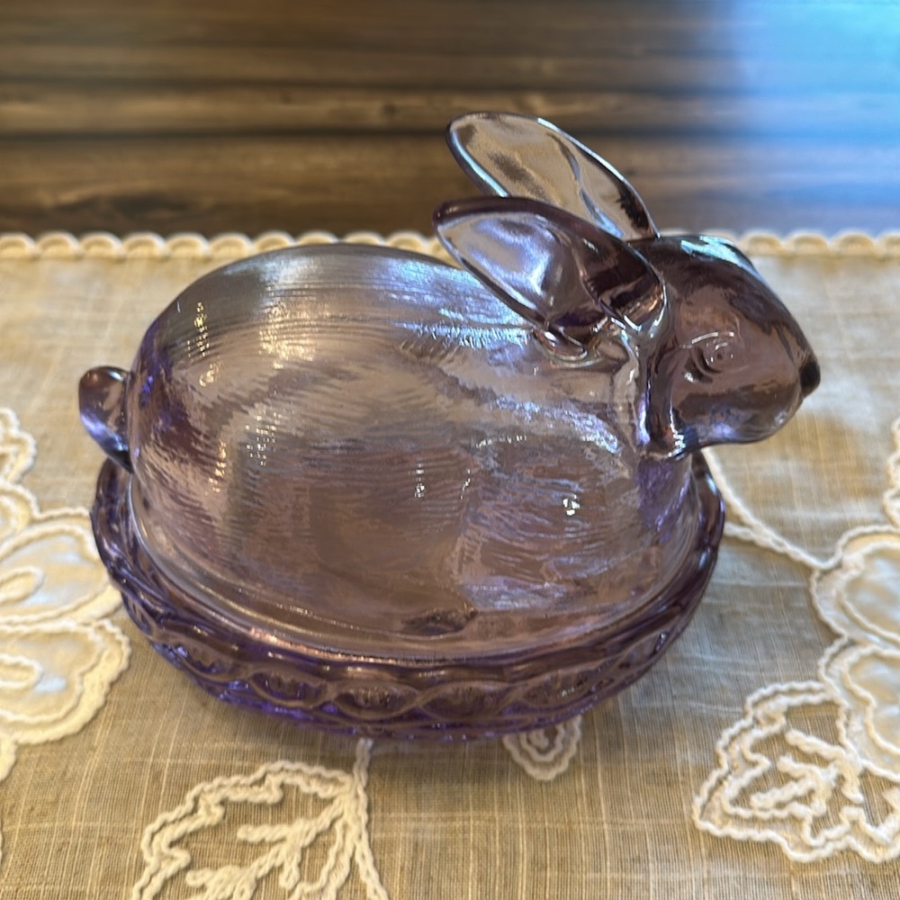 Vintage Lilac Glass Easter Bunny Rabbit on a Nest, Covered Candy Dish